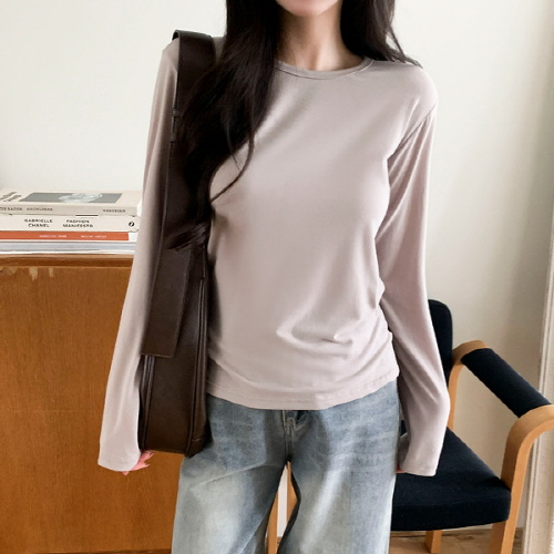 차리체 랍빠 라운드넥 베이직 긴팔 티셔츠